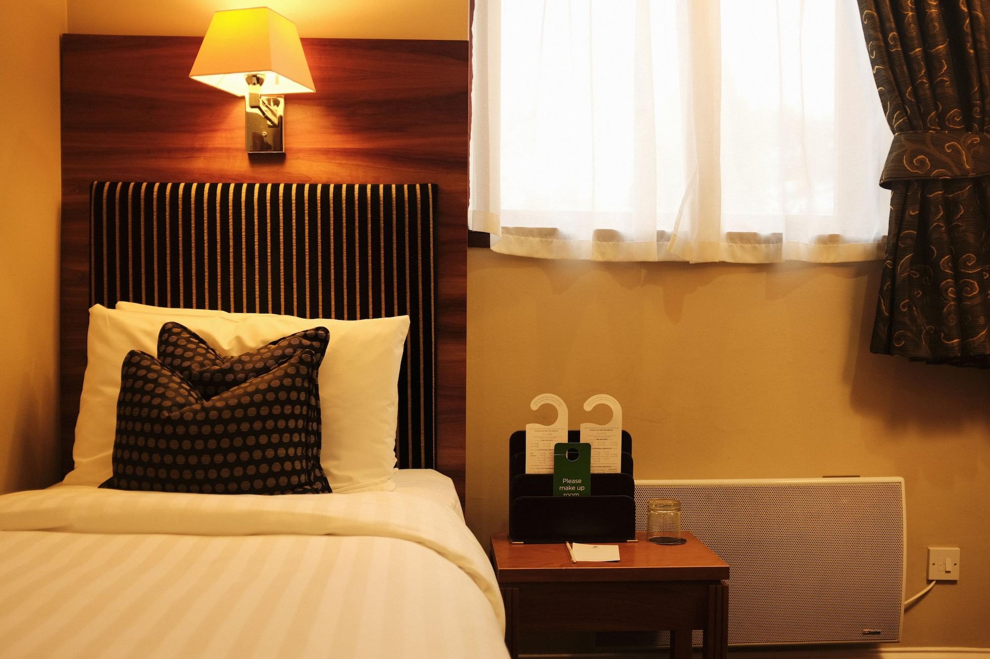 Best Western Garfield House Hotel Chryston Екстериор снимка