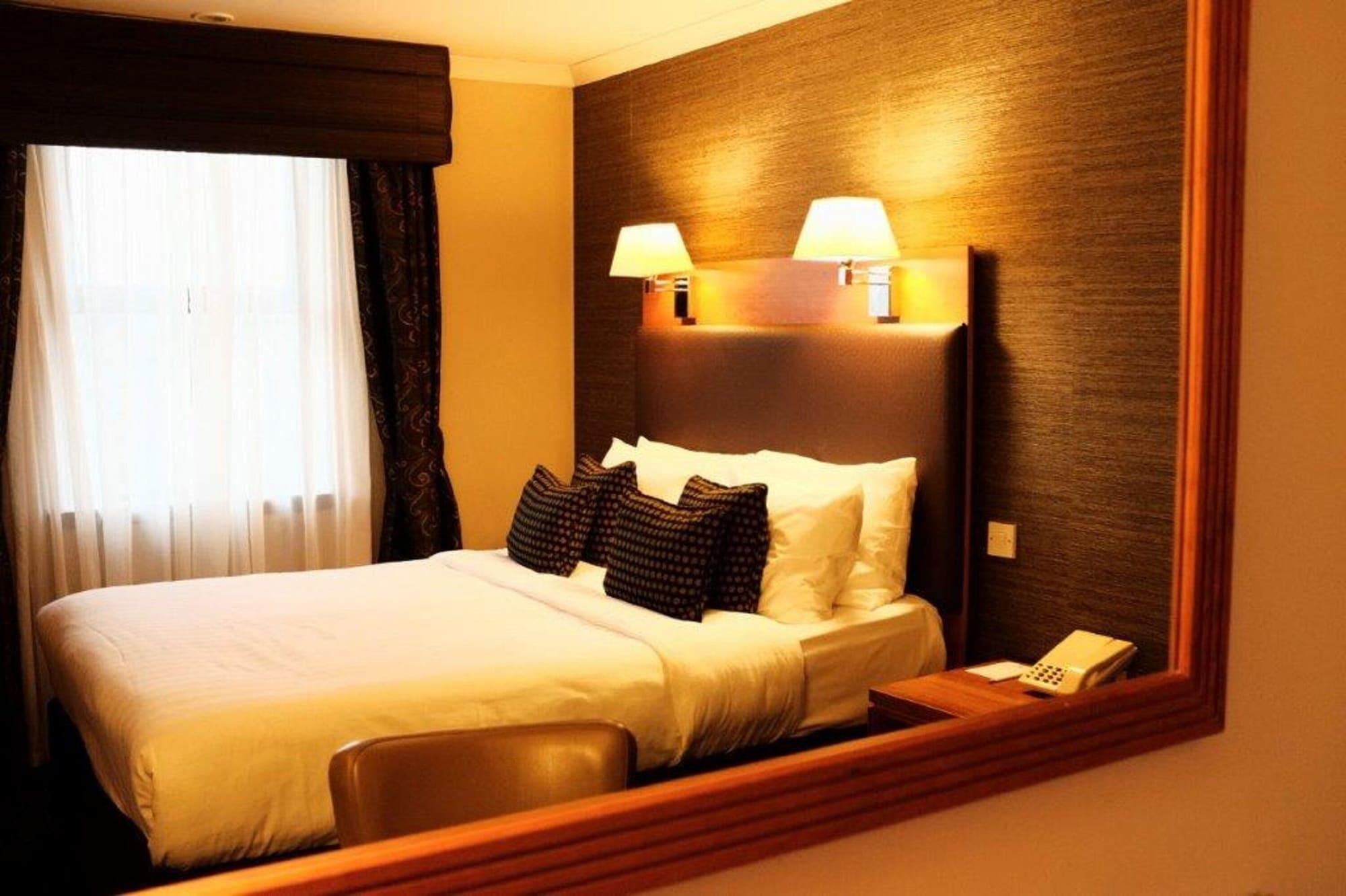 Best Western Garfield House Hotel Chryston Екстериор снимка